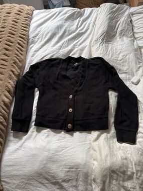 Gap Black Women's V-Neck Button Cardigan Sweater